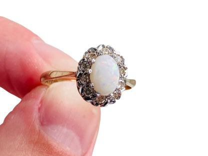 Vintage 9ct Gold Opal & Diamond Ring