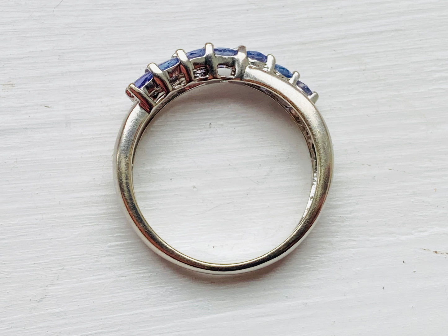 9ct Gold Tanzanite Ring