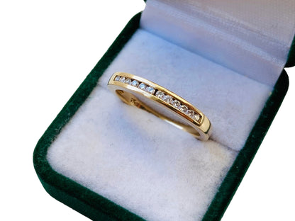 9ct Gold Diamond Ring