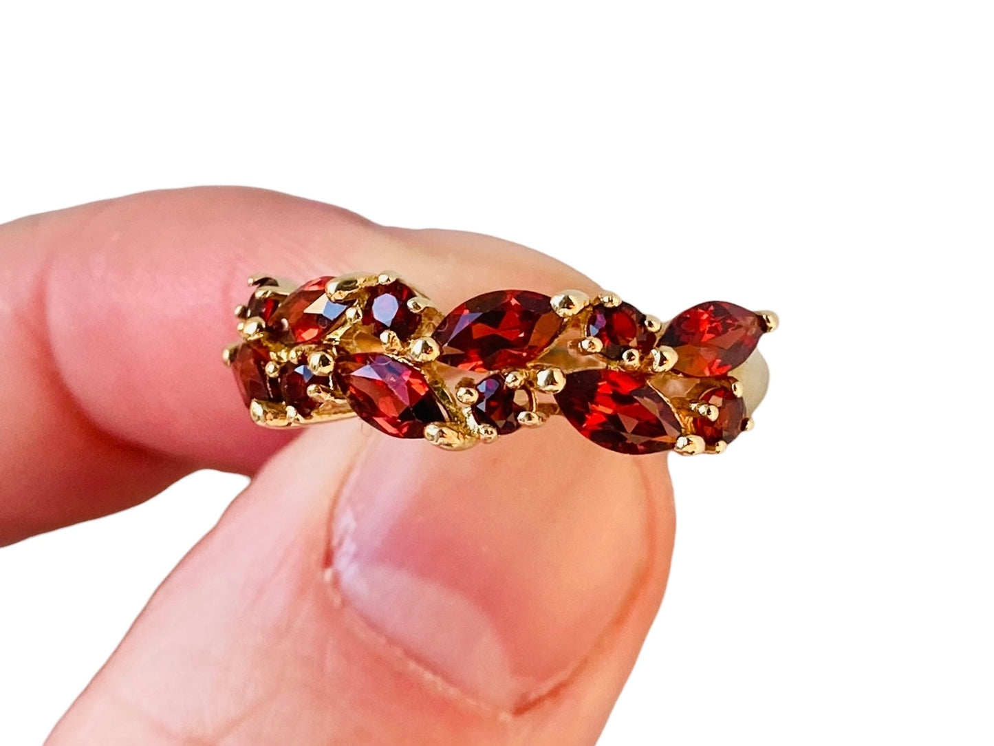 9ct Gold Garnet Ring