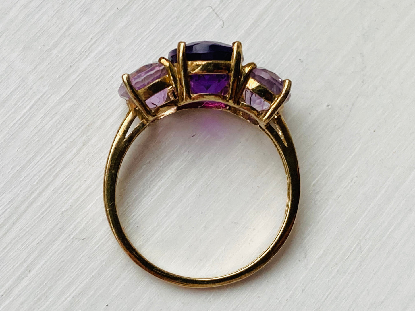 9ct Gold Amethyst Ring