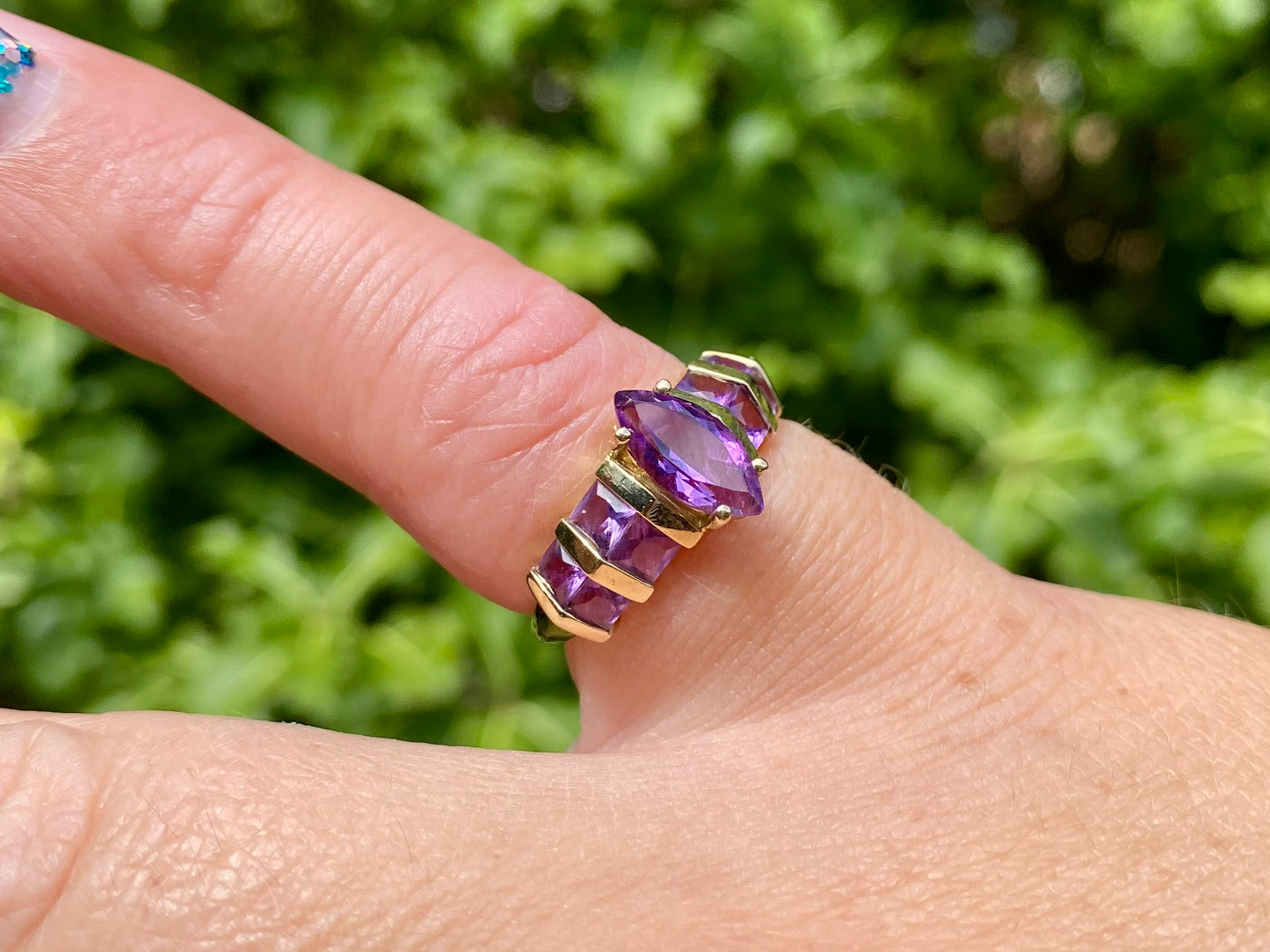 9ct Gold Amethyst Ring