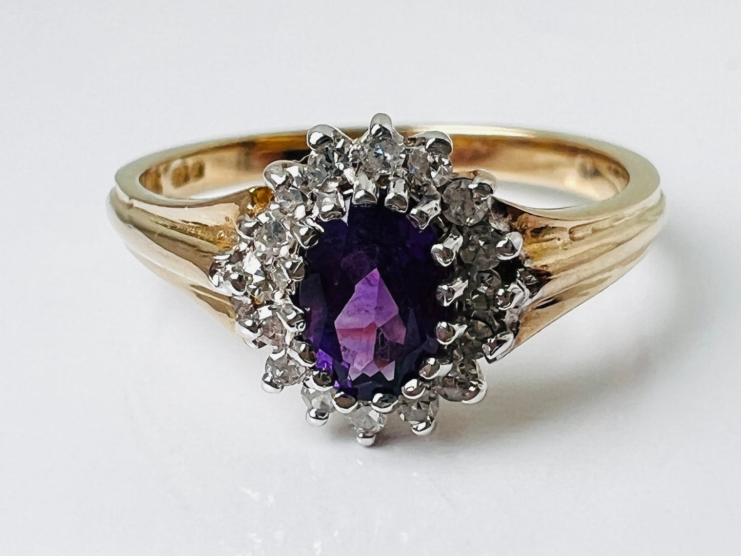 9ct Gold Amethyst & Diamond Ring