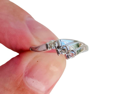 9ct Gold Three-Stone Diamond Ring