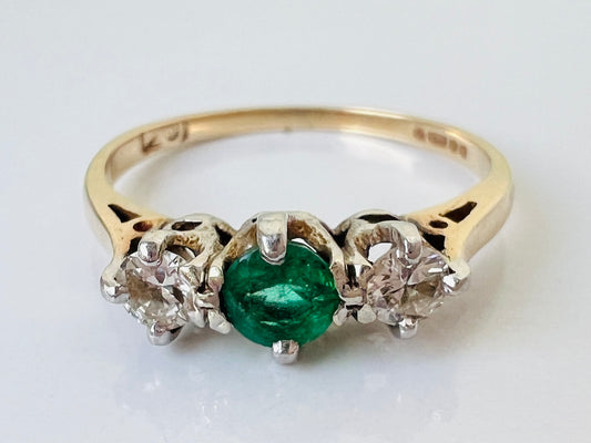 Vintage 9ct Gold Emerald & Diamond Trilogy Ring