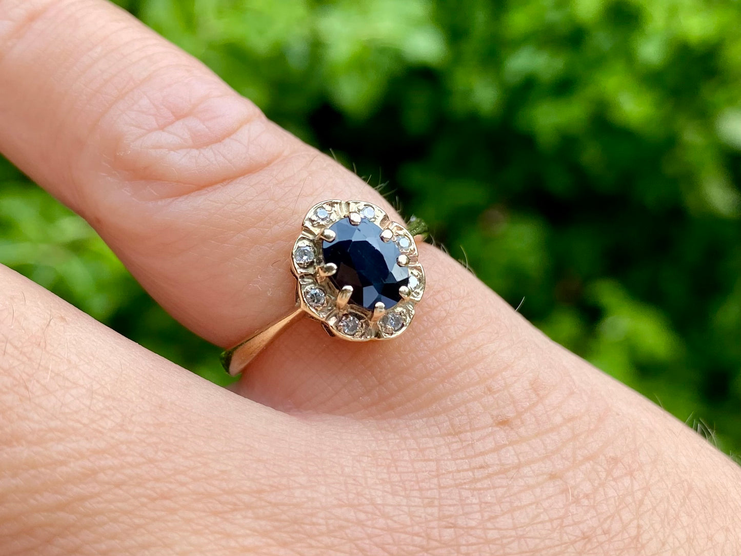 Vintage 9ct Gold Sapphire & Diamond Ring