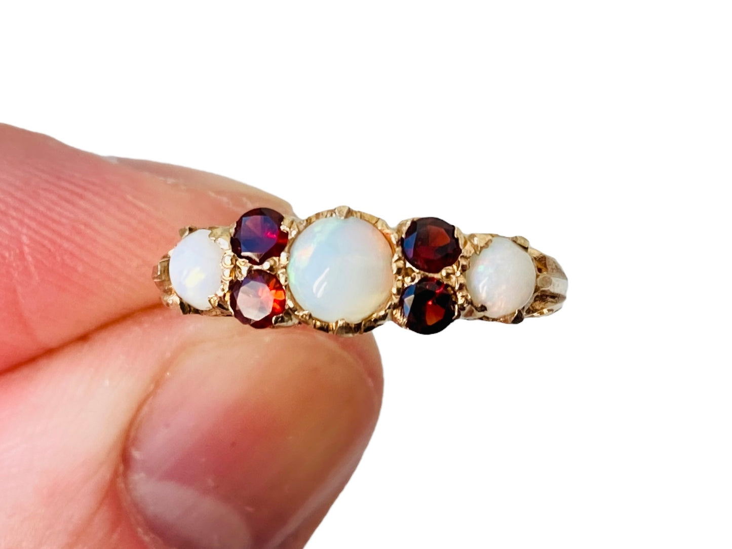 Vintage 9ct Gold Opal & Garnet Ring