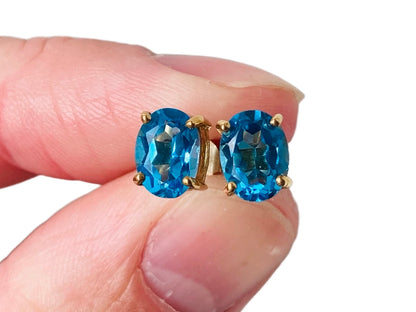 9ct Gold Topaz Earrings