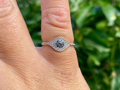 18ct Gold Evil-Eye Diamond Ring