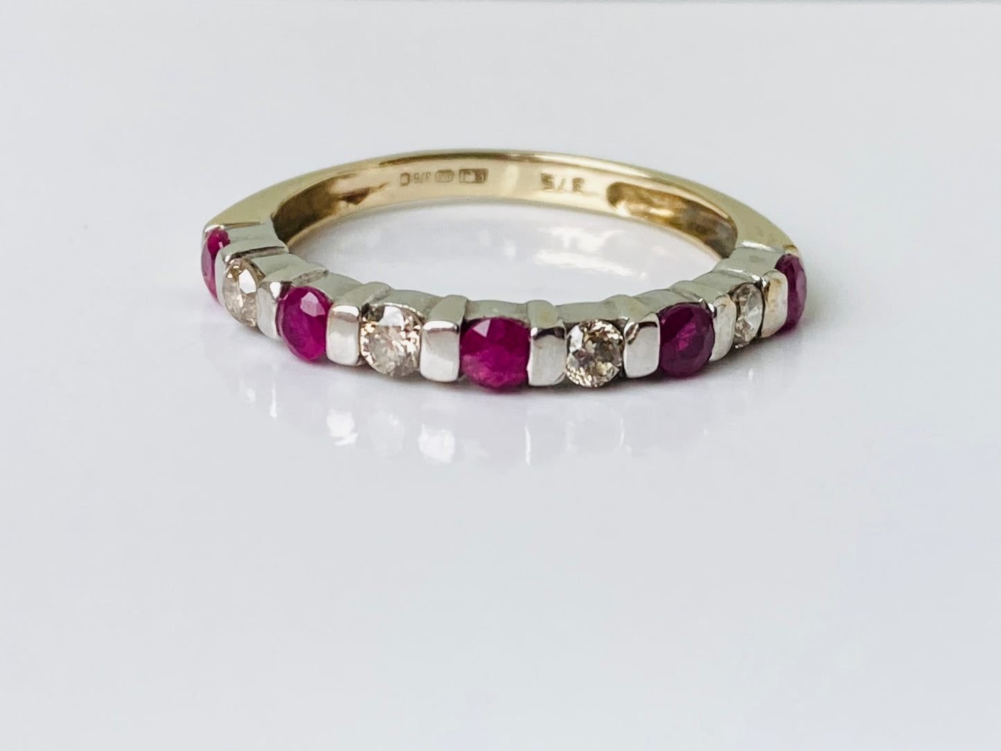 9ct Gold Ruby & Diamond Ring