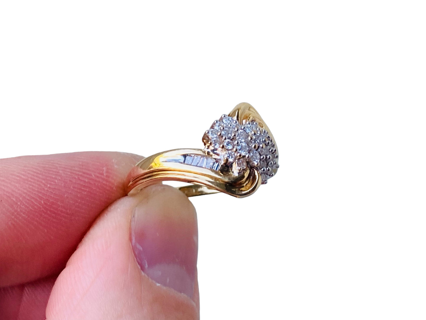 9ct Gold Diamond Ring