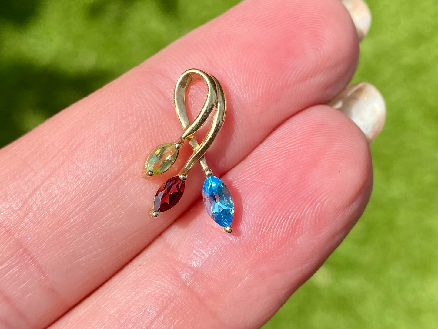 9ct Gold Multi-Gemstone Pendant