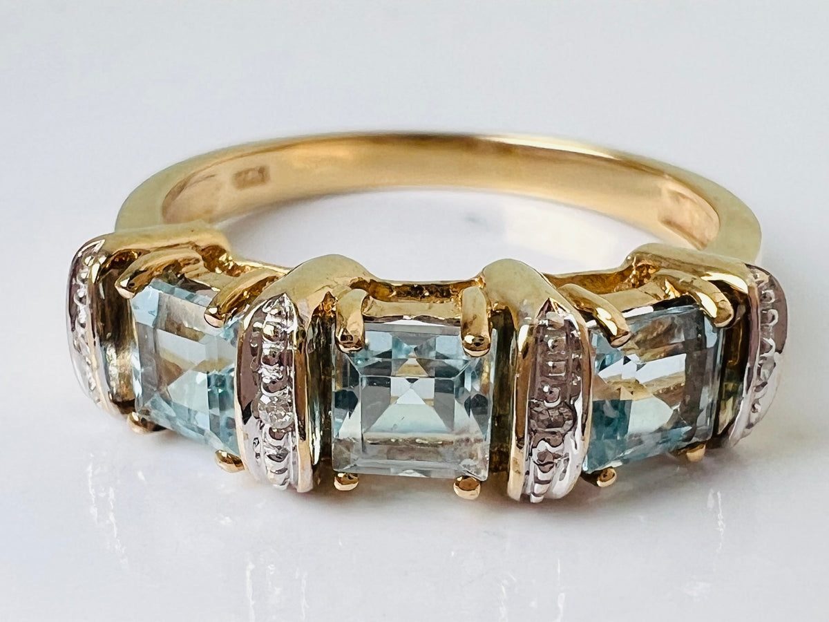 9ct Gold Topaz & Diamond Ring