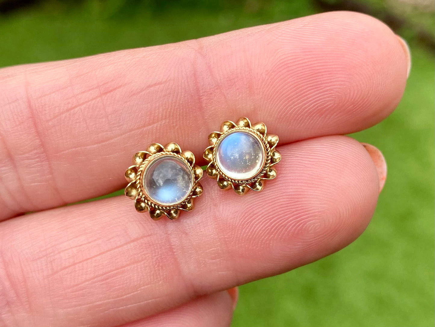 Vintage 9ct Gold Moonstone Earrings