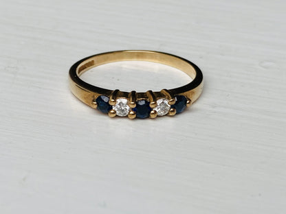 9ct Gold Sapphire & Diamond Ring