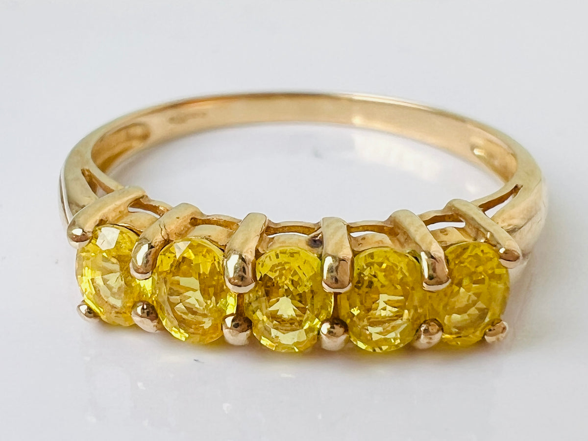 9ct Gold Yellow Sapphire Ring