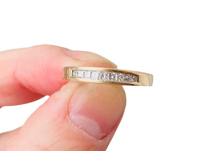 9ct Gold Nine-Stone Diamond Ring