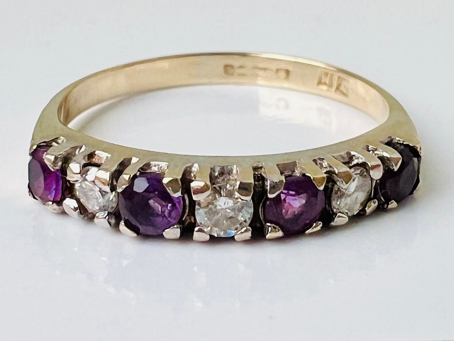 9ct Gold Amethyst & Diamond Ring