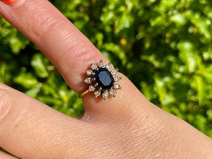 Vintage 9ct Gold Sapphire & Diamond Ring