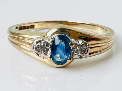 Vintage 9ct Gold Sapphire & Diamond Ring