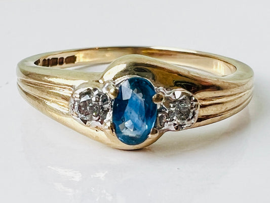 Vintage 9ct Gold Sapphire & Diamond Ring