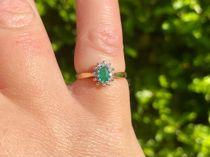9ct Gold Emerald & Diamond Ring