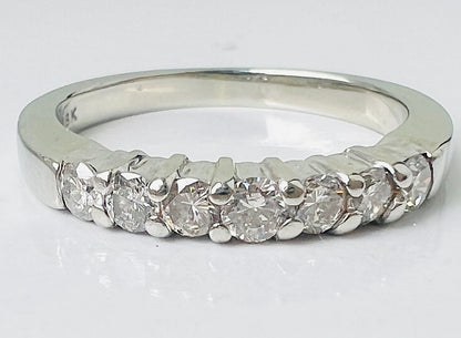 18ct Gold Diamond Ring