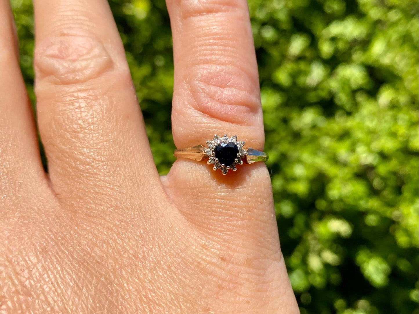 Vintage 9ct Gold Sapphire & Diamond Ring