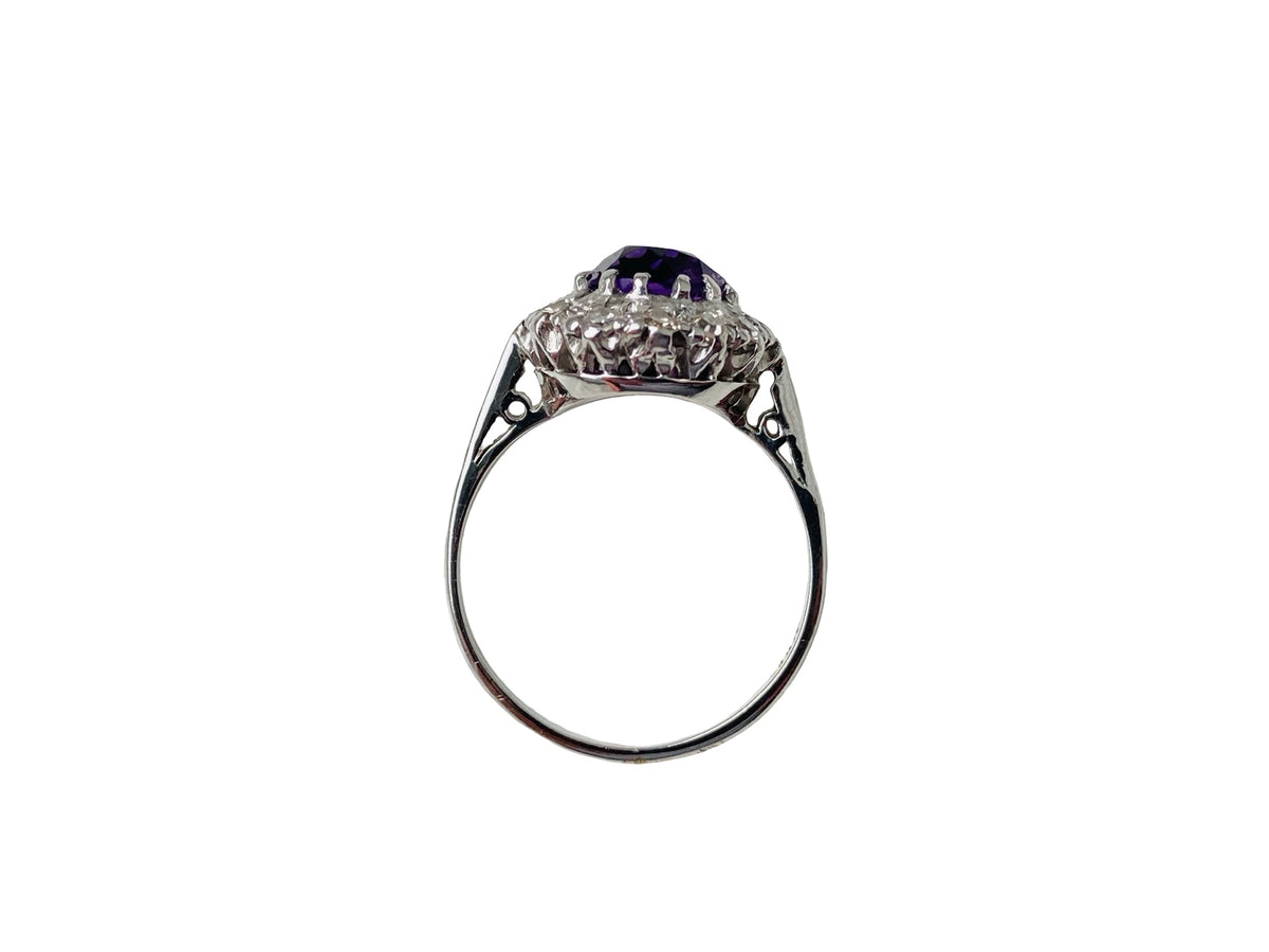 Vintage 18ct Gold Amethyst & Diamond Ring