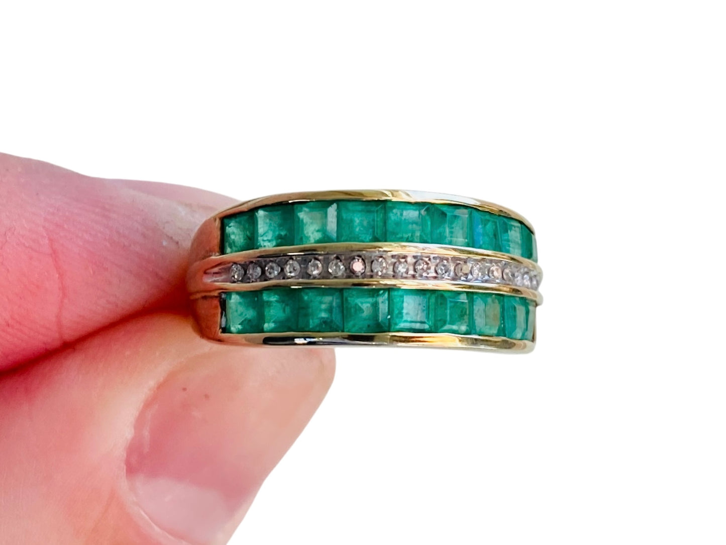 9ct Gold Emerald & Diamond Ring