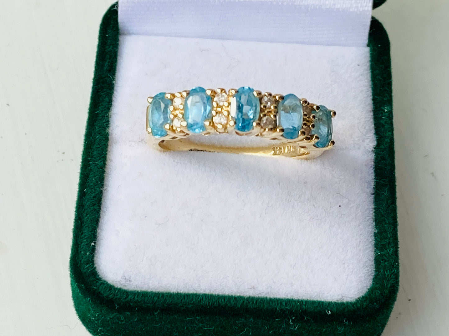 14ct Gold Topaz & Diamond Ring