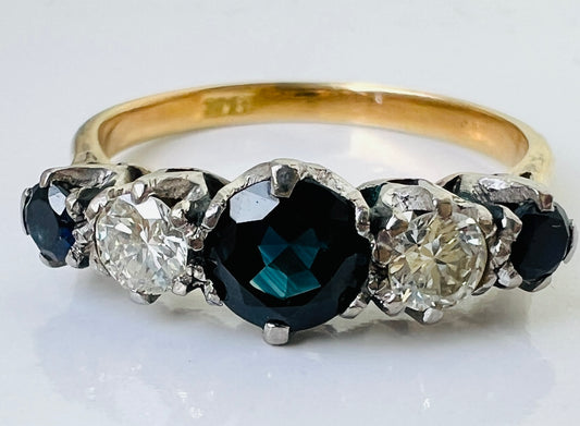 Vintage 18ct Gold Sapphire & Diamond Ring