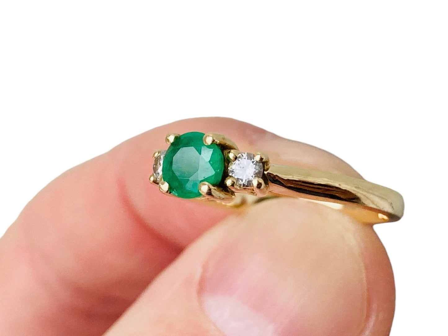 14ct Gold Emerald & Diamond Ring