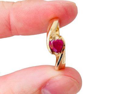 9ct Gold Ruby Ring