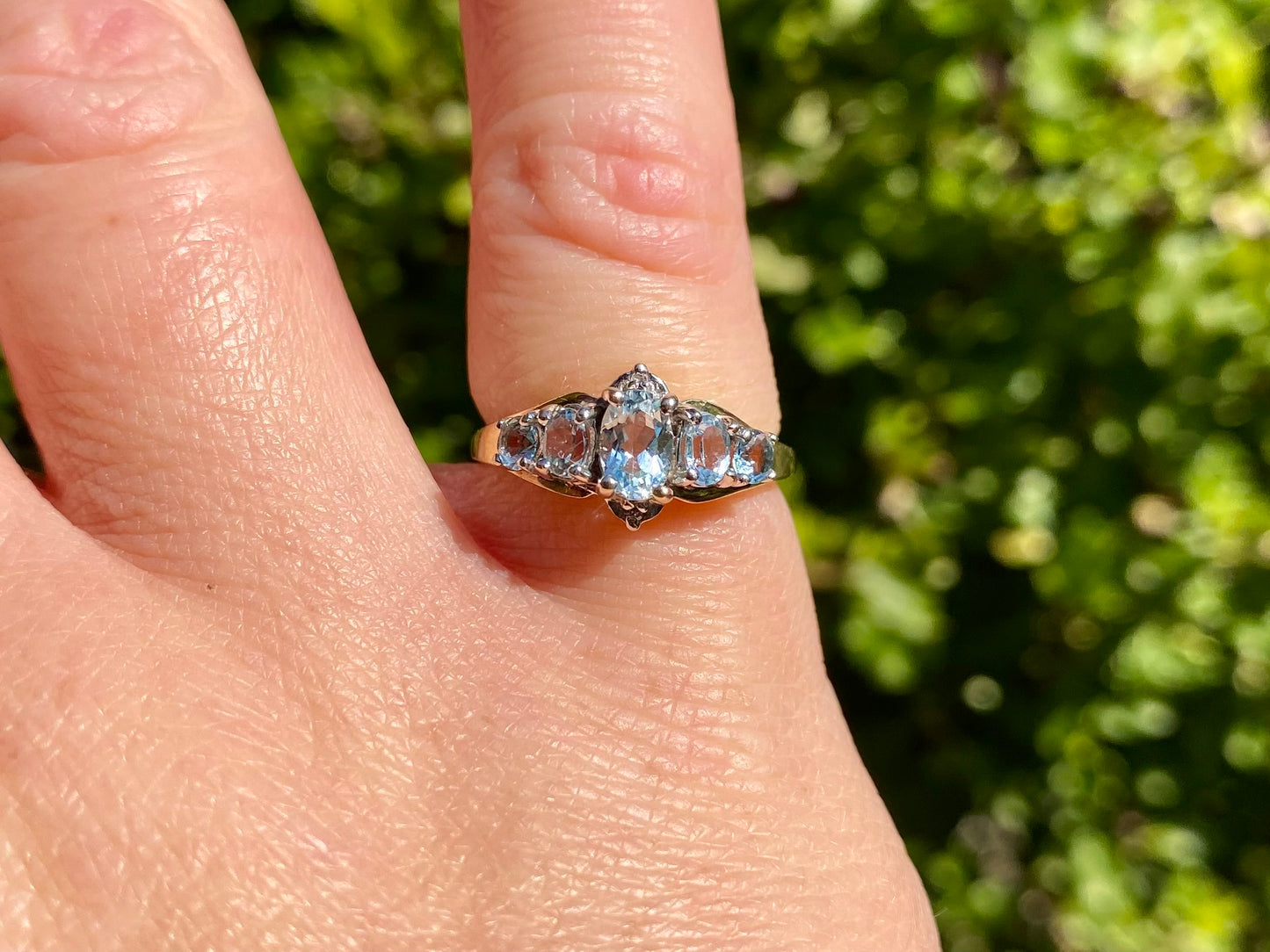 9ct Gold Topaz & Diamond Ring