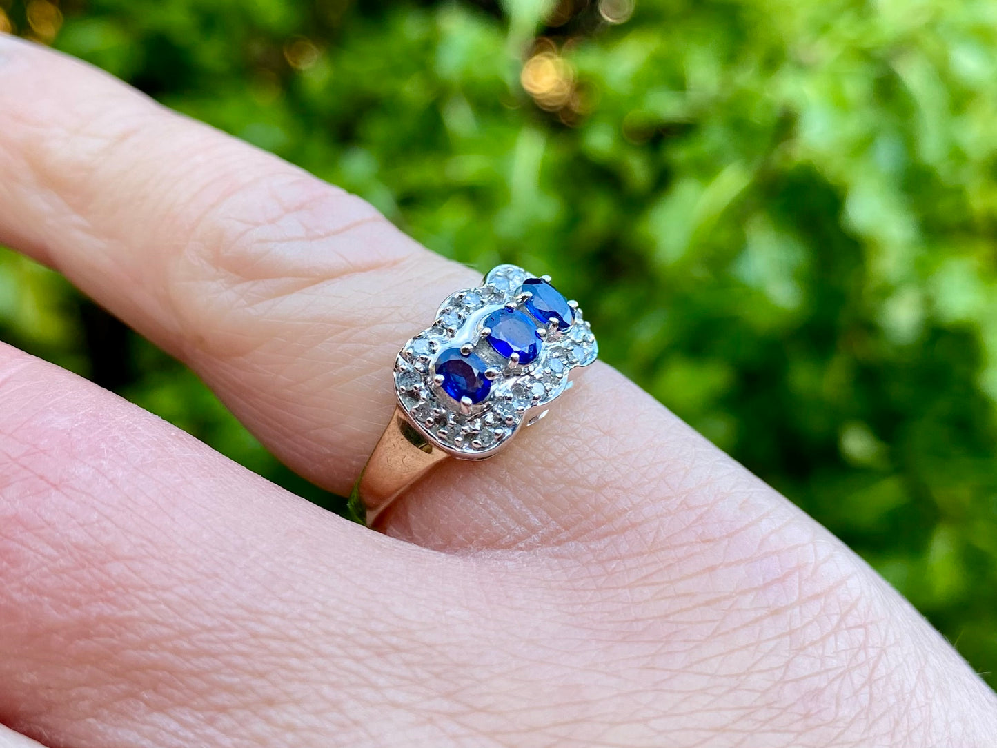 9ct Gold Sapphire & Diamond Cluster Ring