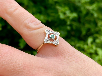 9ct Gold Emerald & Diamond Ring