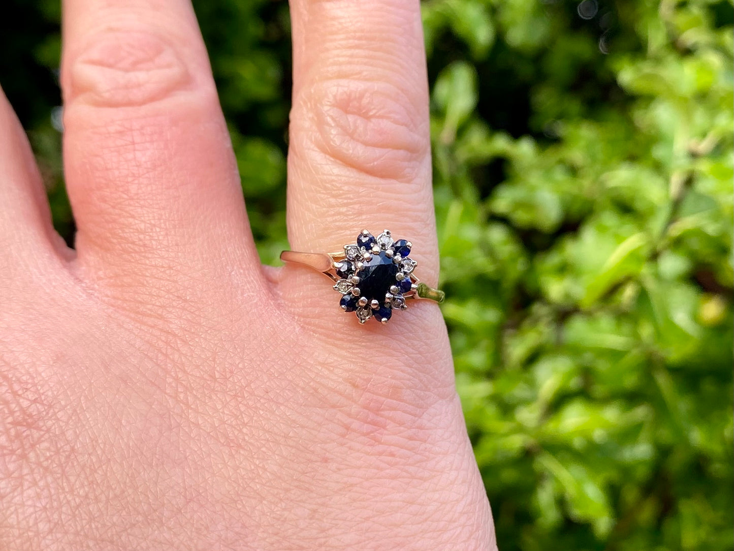 Vintage 9ct Gold Sapphire & Diamond Ring