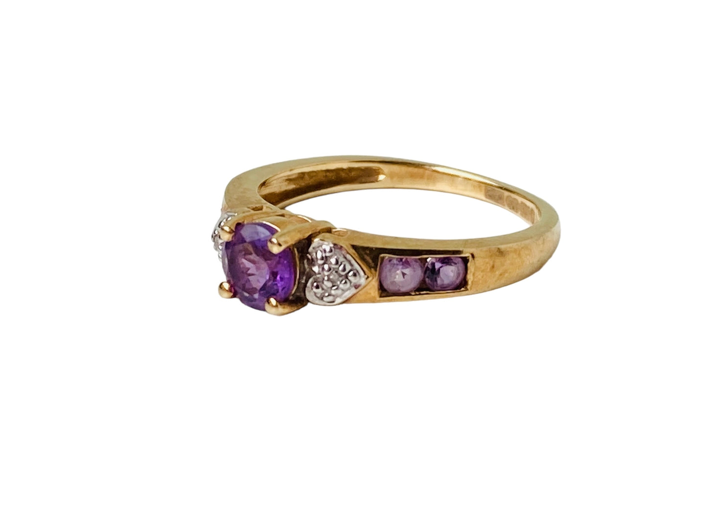 9ct Gold Amethyst & Diamond Ring