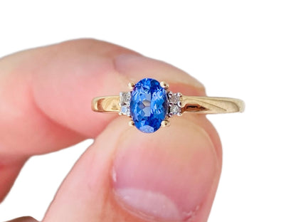 9ct Gold Tanzanite & Diamond Ring