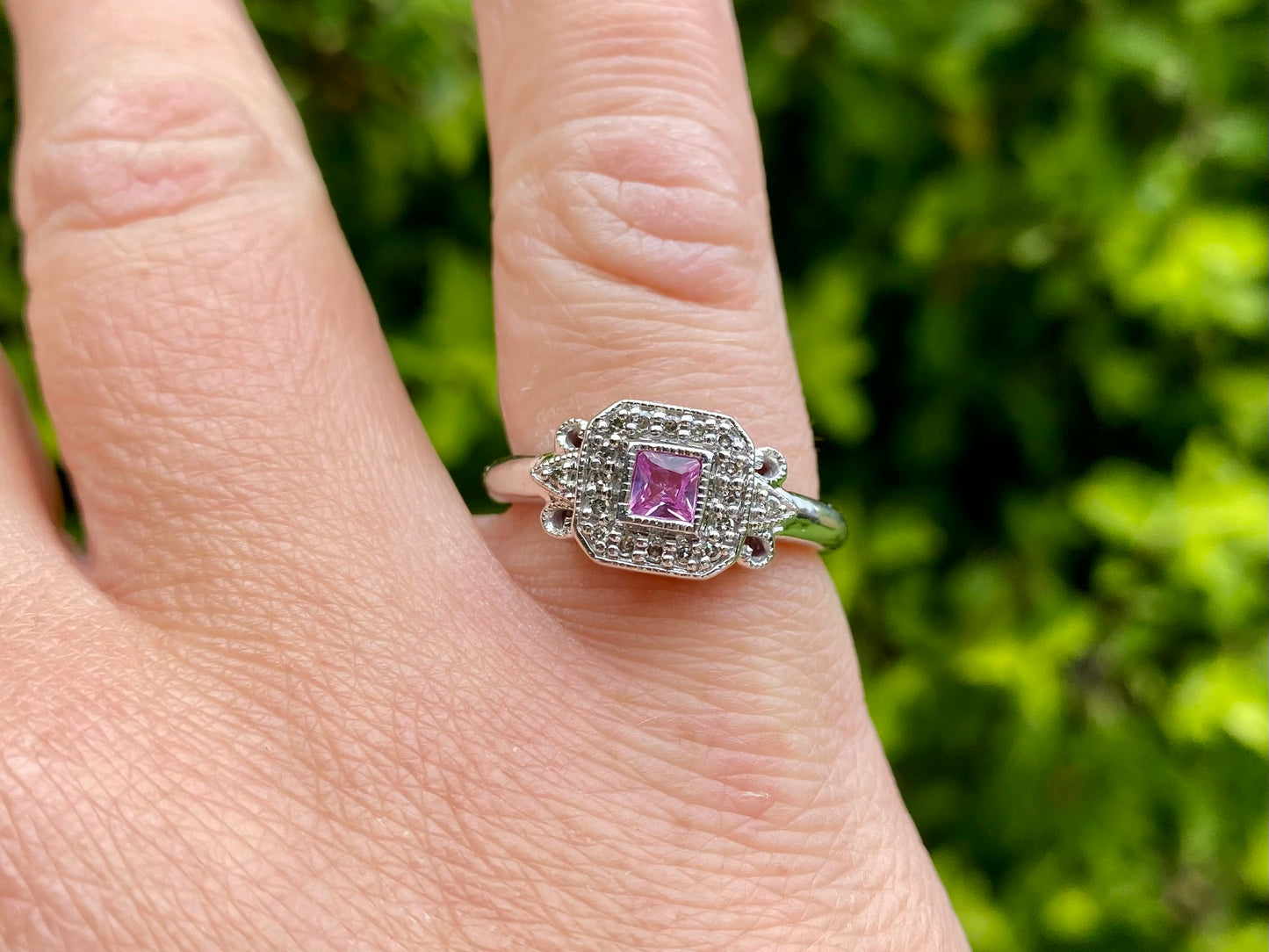 9ct Gold Pink Sapphire & Diamond Ring