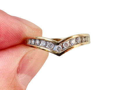 9ct Gold Diamond Wishbone Ring