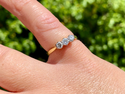 18ct Gold Three-Stone Diamond Ring