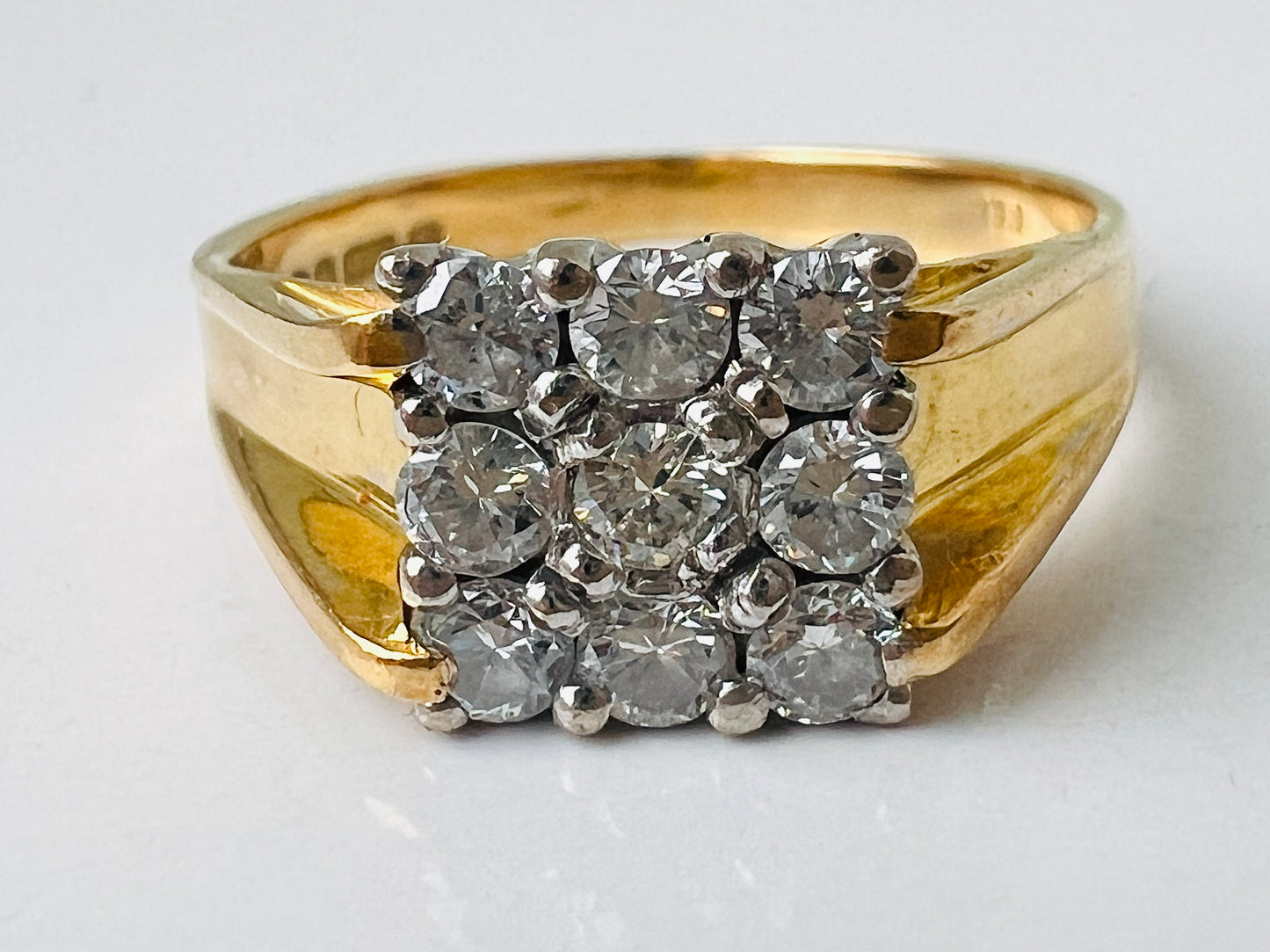 Vintage 18ct Gold Nine-Stone Diamond Ring