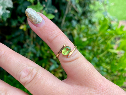 9ct Gold Peridot Ring