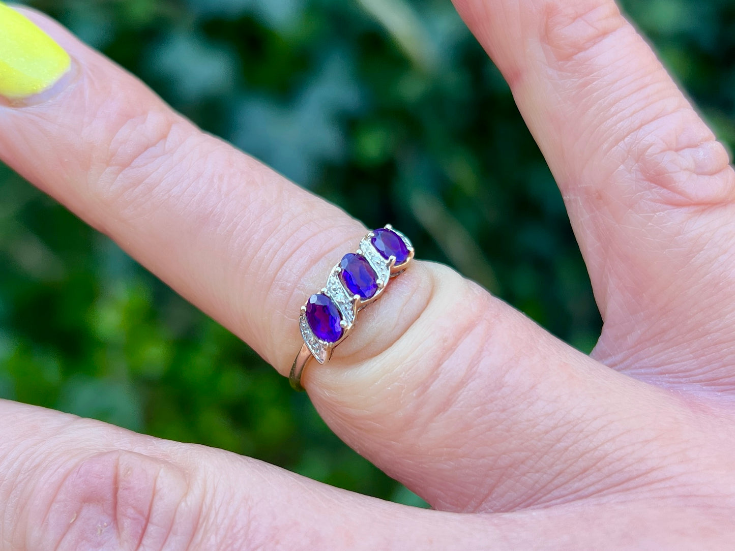 9ct Gold Amethyst & Diamond Ring