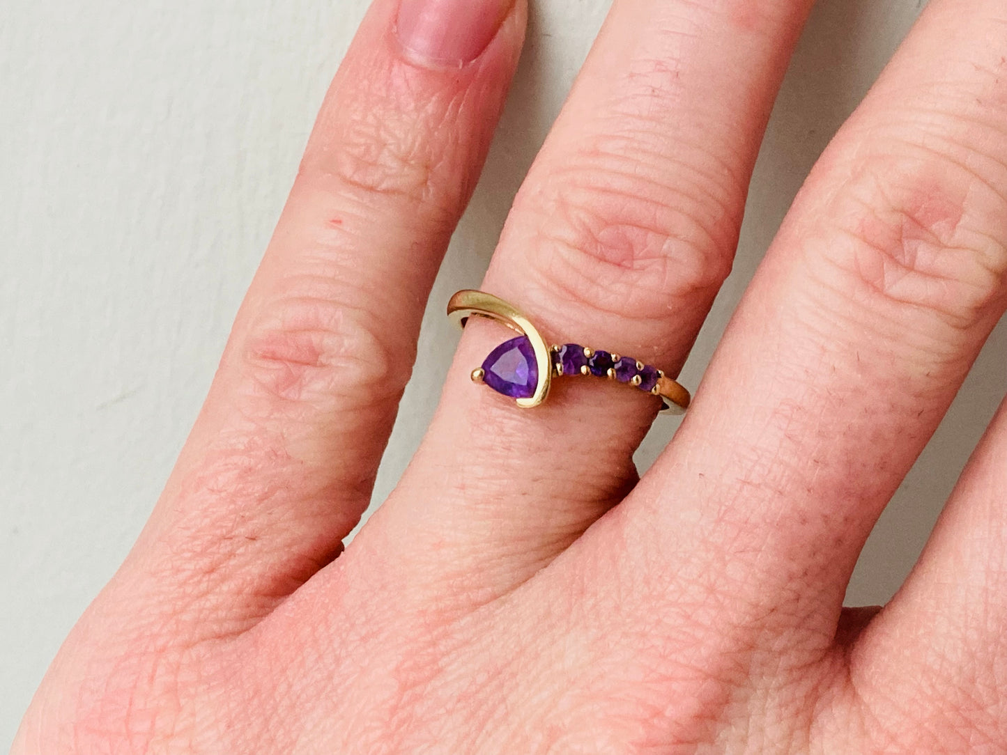 9ct Gold Amethyst Ring