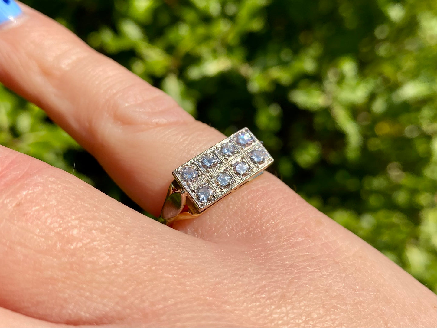 Vintage 18ct Gold Eight-Stone Diamond Ring