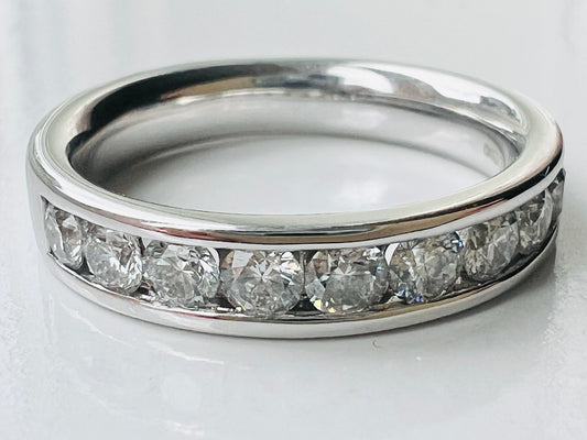 18ct Gold Nine-Stone Diamond Ring