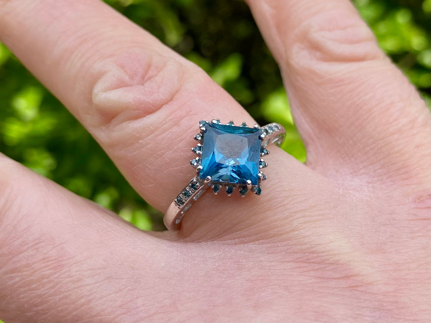 9ct Gold Topaz & Blue Diamond Ring